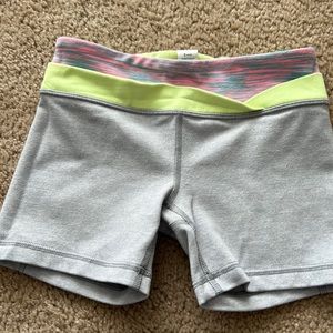 Ivivva reversible shorts. Size 8